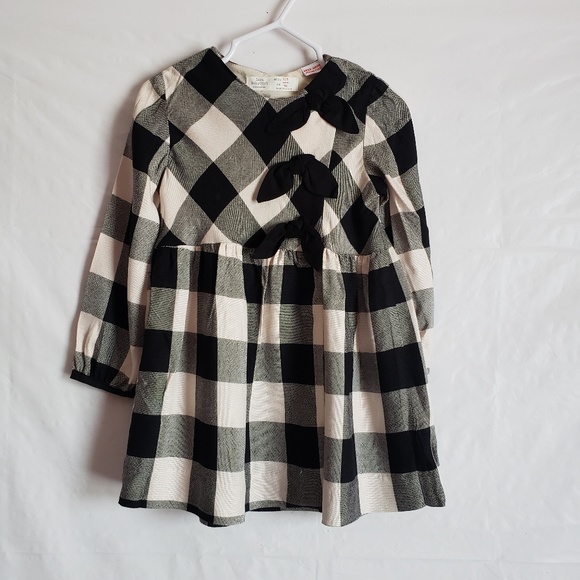 Zara Other - Zara Girls Plaid Dress Size 2/3 Bows In Front NWOT
